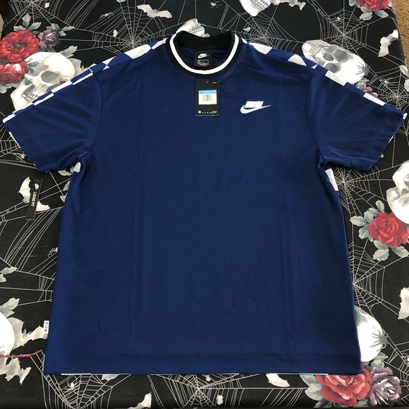 RARE 2017 NIKE NSW SPORTSWEAR JERSEY SHIRT MENS MEDIUM - Picture 1 of 15